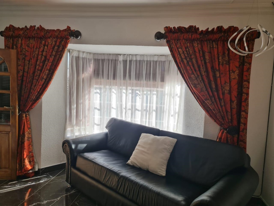 3 Bedroom Property for Sale in Boschdal North West